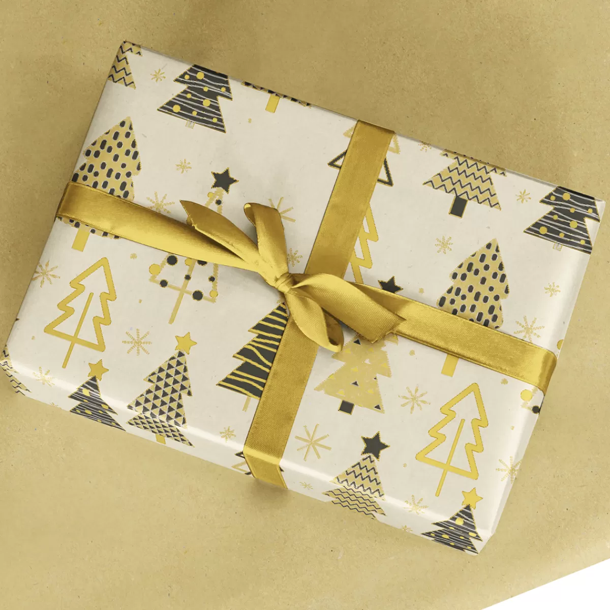 Outlet DecoWoerner Recyceltes Kraftpapier Mit Weihnachtsbäumen In Beige, Schwarz & Gold – 50 M Geschenkpapier-Rolle braun