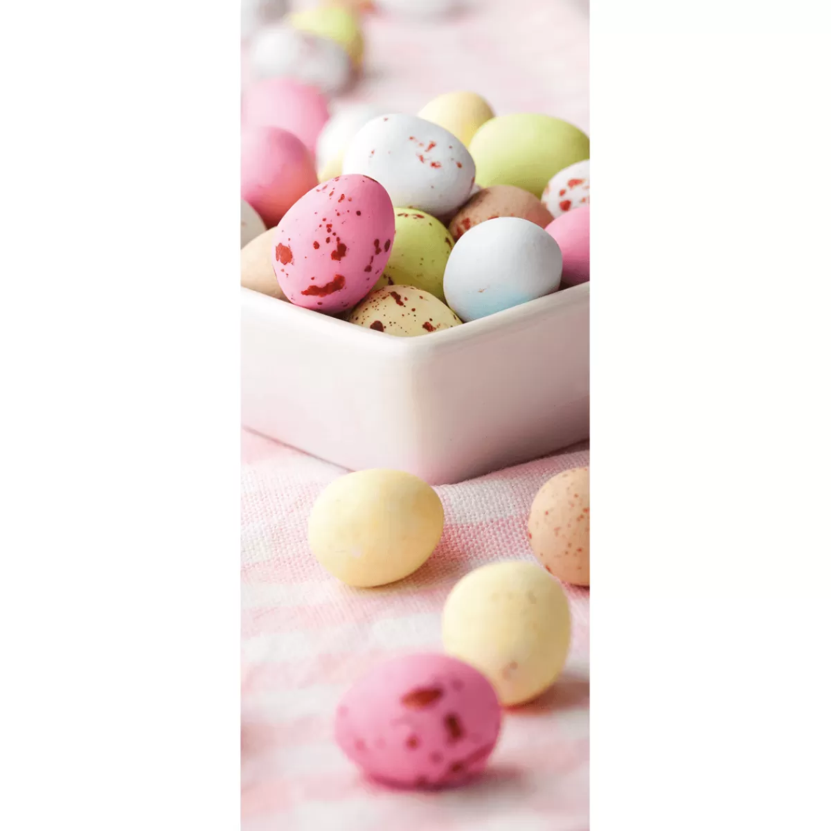 Flash Sale DecoWoerner Schwer Entflammbarer Stoffbanner „bunte Schokoladen-Ostereier“ Aus Fahnenstoff 75 X 180 Cm rosa